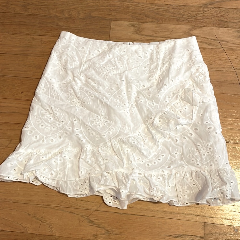 SHEIN White Ruffled Mini-Skort